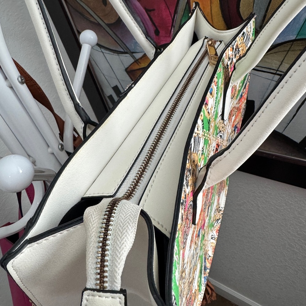 Aldo Multicolor Tote with Gold Chain Detail - Picture 3 of 5